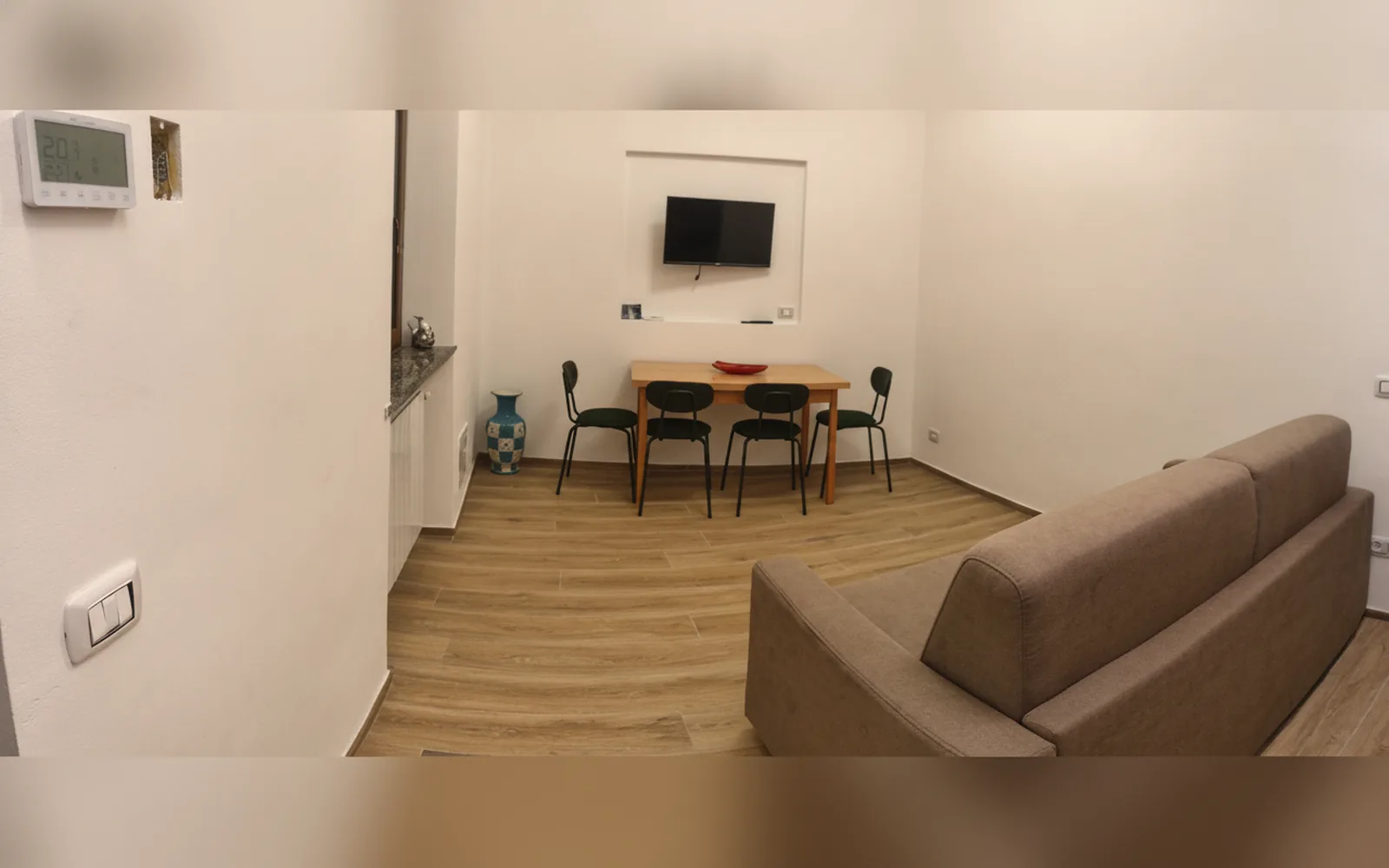 Camera con bagno privato — La Casa In Fiera, Pero (Lombardia) (foto 13)